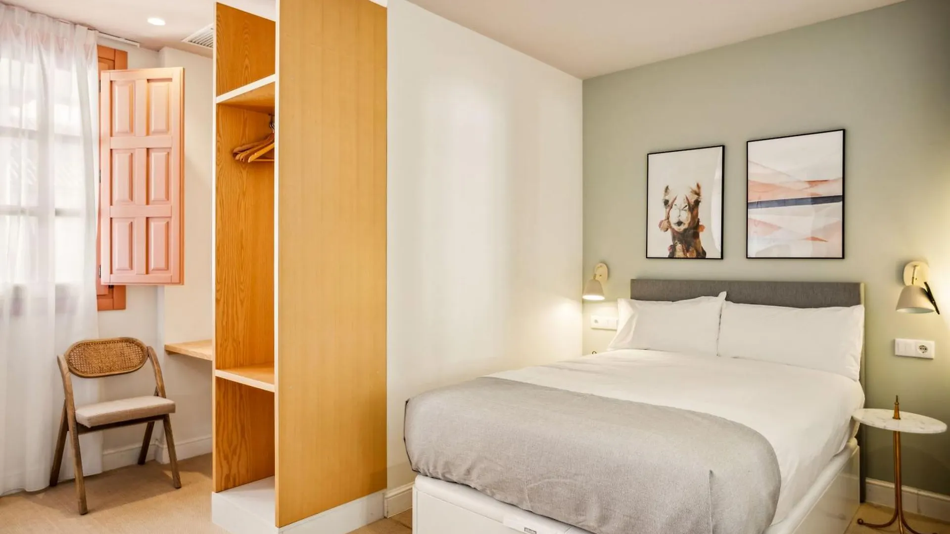 Limehome Cordoba Calle Pozanco Spanje
